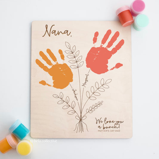 DIY Art - Child's Handprint Bouquet Sign